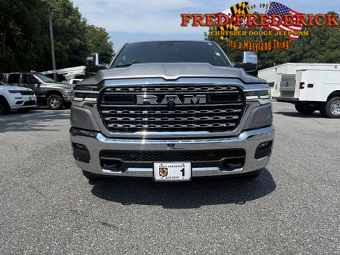 Used 2025 RAM 1500 Limited w/ Trailer Tow Group AWD/4WD image 2