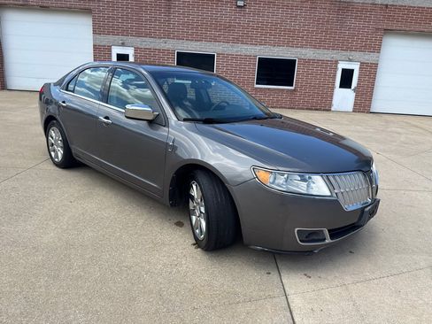 Used 2011 Lincoln MKZ AWD image 3