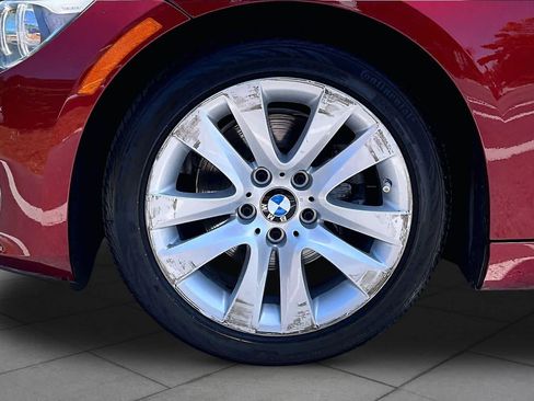 Used 2011 BMW 328i Convertible image 9