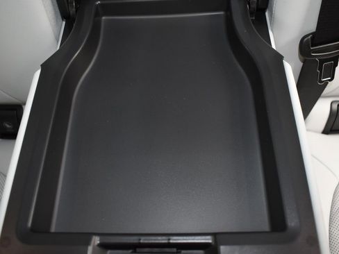 New 2026 BMW X5 sDrive40i w/ M Sport Package image 19