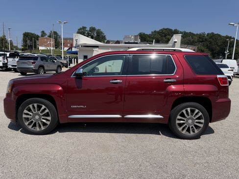Used 2017 GMC Terrain Denali AWD/4WD image 4