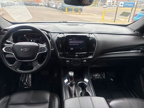 Used 2023 Chevrolet Traverse RS AWD/4WD image 12