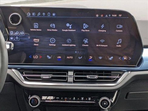 New 2025 Chevrolet Equinox EV LT image 11