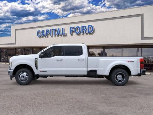 New 2026 Ford F350 Lariat w/ Lariat Ultimate Package AWD/4WD image 3