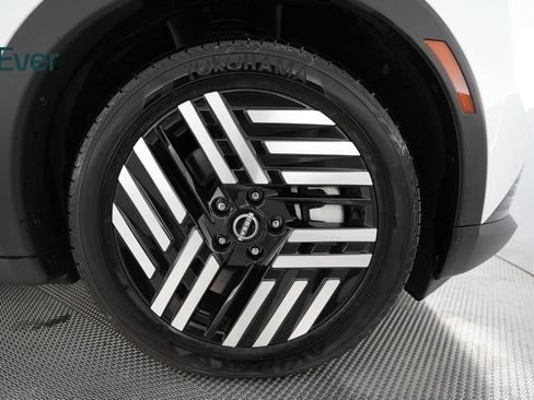 Used 2026 Nissan Leaf SV+ FWD image 18