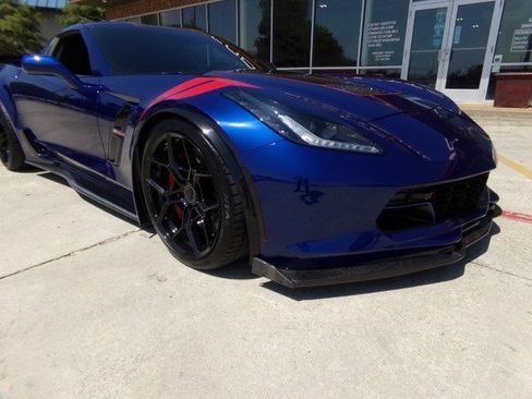 Used 2017 Chevrolet Corvette Grand Sport RWD image 3