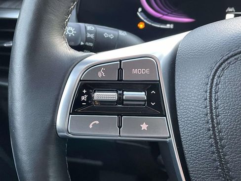 Used 2023 Kia Telluride EX image 11