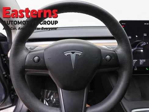 Used 2023 Tesla Model 3 Standard Range RWD image 10