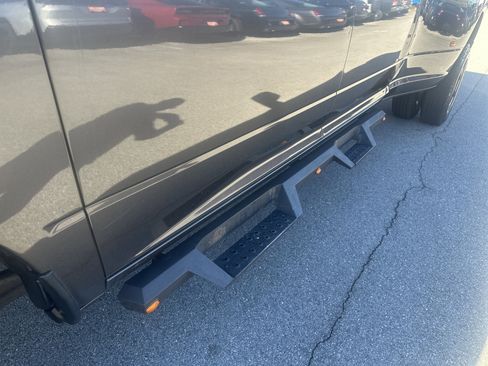 Used 2016 RAM 3500 Tradesman w/ Popular Equipment Group image 12