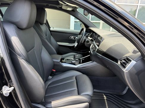 Used 2019 BMW 330i xDrive Sedan w/ Driving Assistance Package AWD/4WD image 36