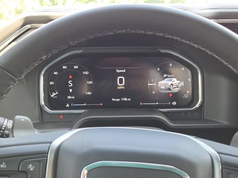 New 2026 GMC Sierra 1500 Denali w/ Denali Reserve Package AWD/4WD image 32