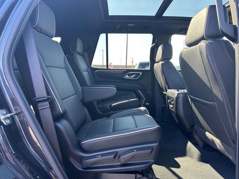 Certified 2024 Chevrolet Tahoe Premier w/ Premium Package image 21