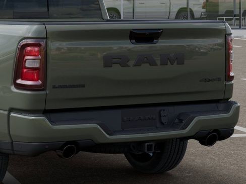 New 2026 RAM 1500 Laramie AWD/4WD image 13
