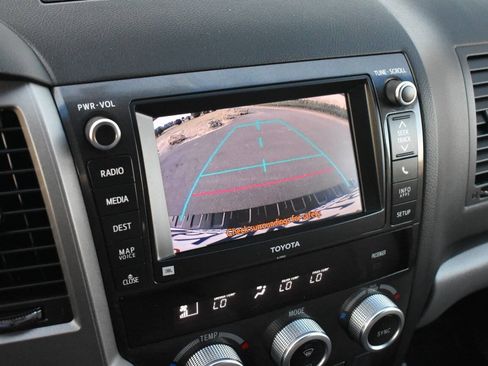 Used 2013 Toyota Sequoia Platinum AWD/4WD image 37