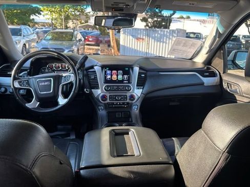 Used 2018 GMC Yukon SLT w/ Open Road Package AWD/4WD image 36