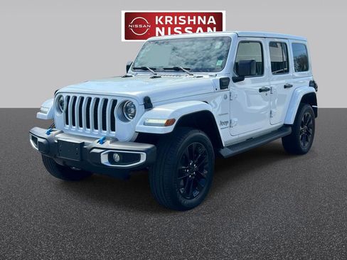 Used 2023 Jeep Wrangler Unlimited Sahara w/ Cold Weather Group AWD/4WD image 2
