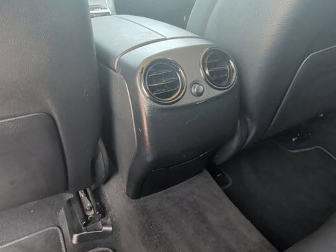 Used 2019 Mercedes-Benz GLC 300 image 45