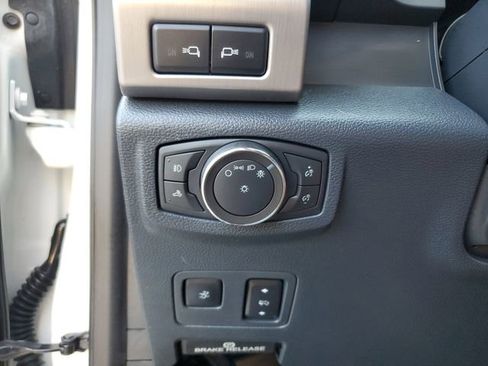 Used 2022 Ford F250 Platinum AWD/4WD image 30