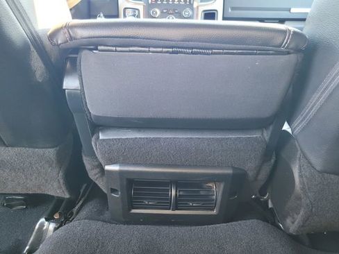 Used 2019 RAM 1500 Laramie image 15