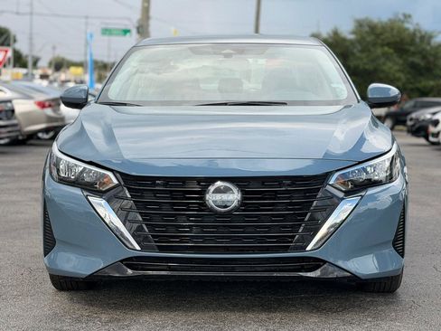 Used 2024 Nissan Sentra SV FWD image 3