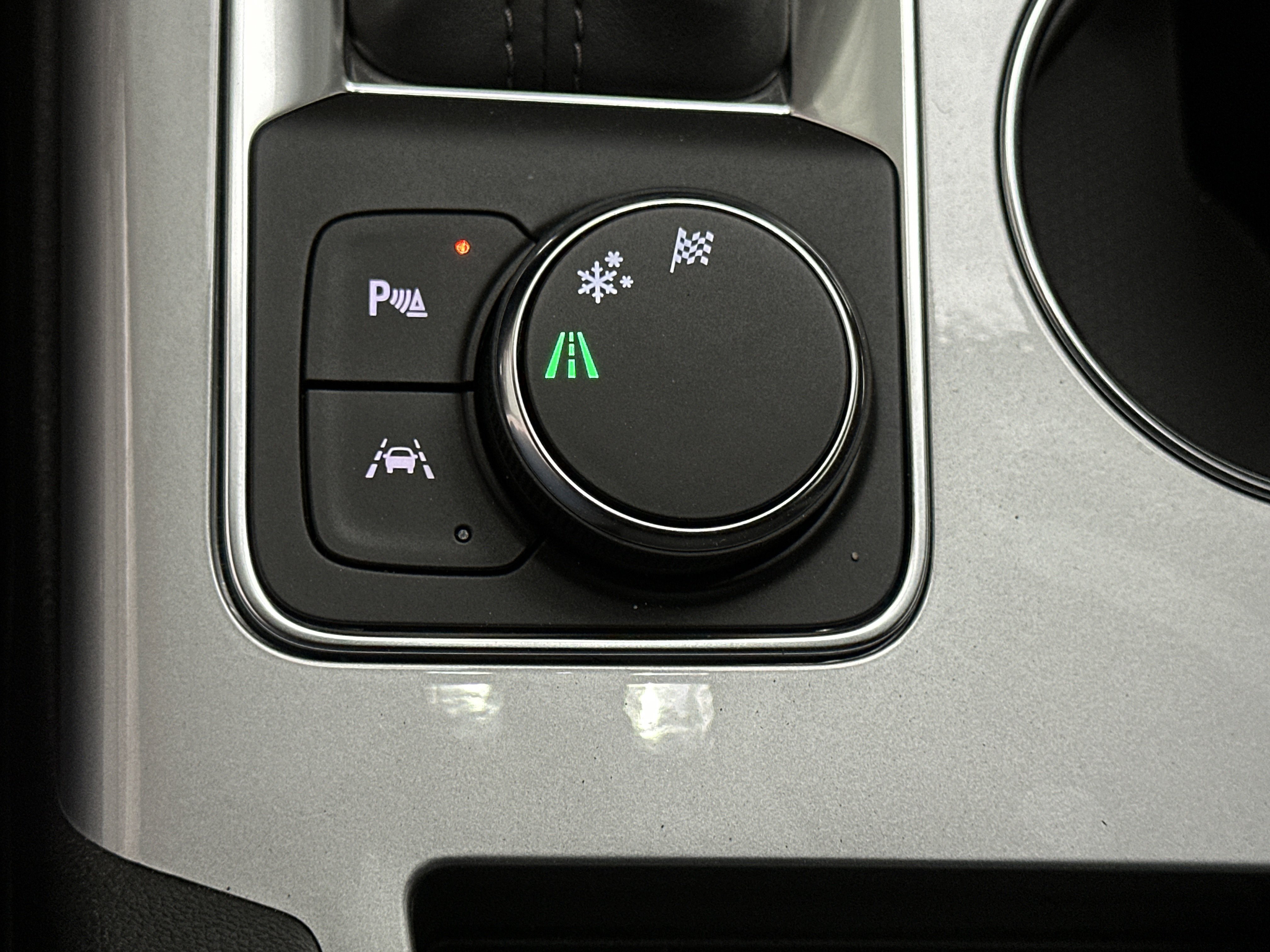 New 2026 Chevrolet Blazer LT w/ Sound & Technology Package FWD image 35