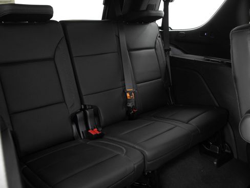 Used 2024 GMC Yukon Denali w/ Denali Reserve Package AWD/4WD image 13