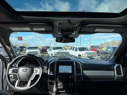 Used 2017 Ford F350 Lariat w/ Lariat Ultimate Package image 33