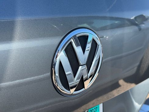 Used 2014 Volkswagen Touareg Sport AWD/4WD image 18