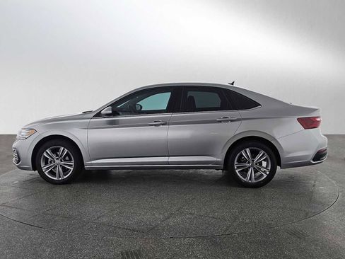 Used 2022 Volkswagen Jetta SE FWD image 6