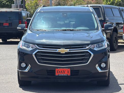 Used 2021 Chevrolet Traverse LT FWD image 10