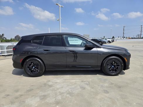 Used 2023 BMW iX xDrive50 w/ Convenience Package AWD/4WD image 2