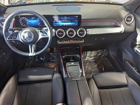 Used 2025 Mercedes-Benz GLB 250 image 16