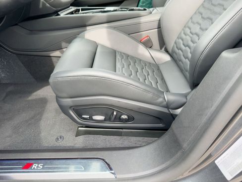New 2026 Audi RS e-tron GT performance image 14
