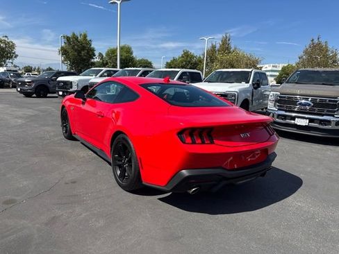 Used 2026 Ford Mustang GT RWD image 2