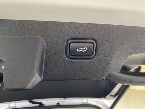 Used 2026 Kia Sportage EX FWD image 30