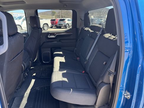 Used 2023 Chevrolet Silverado 1500 LT image 13