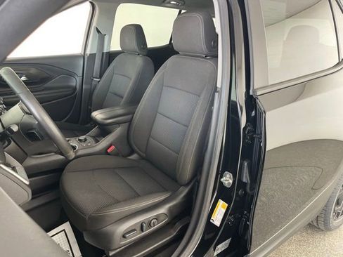 Used 2022 GMC Terrain SLE w/ Driver Convenience Package FWD image 33