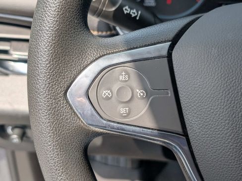 Used 2020 Chevrolet Traverse LS FWD image 19