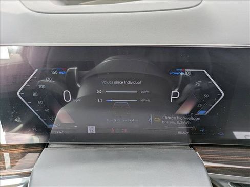 New 2026 BMW X5 xDrive50e w/ M Sport Package image 11