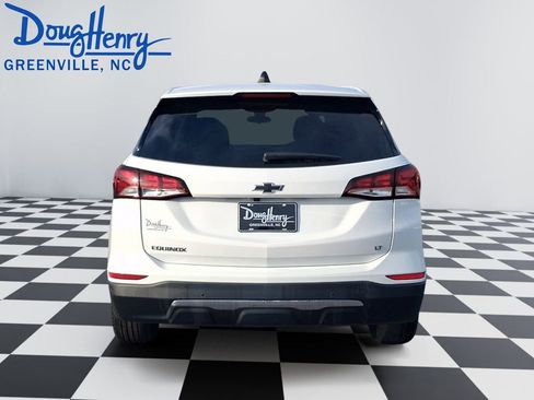 Used 2024 Chevrolet Equinox LT FWD image 4