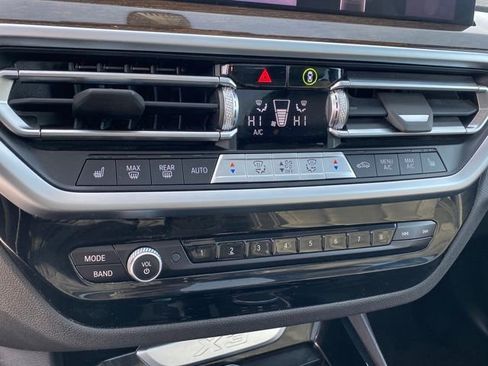 Used 2024 BMW X3 xDrive30i image 13