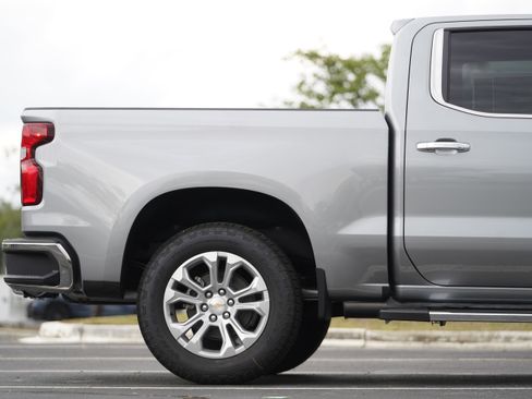 New 2026 Chevrolet Silverado 1500 LTZ w/ LTZ Premium Package AWD/4WD image 5