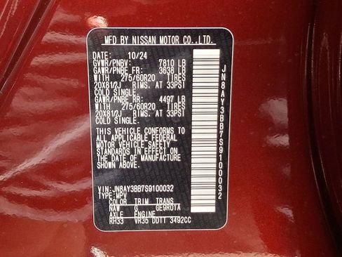 New 2025 Nissan Armada SL w/ Captain's Chari Seat Package image 15