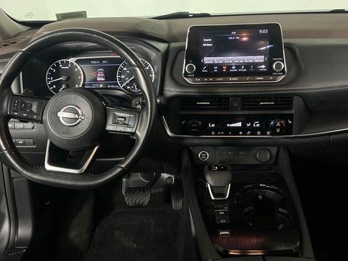 Used 2023 Nissan Rogue SV w/ SV Premium B Package image 13