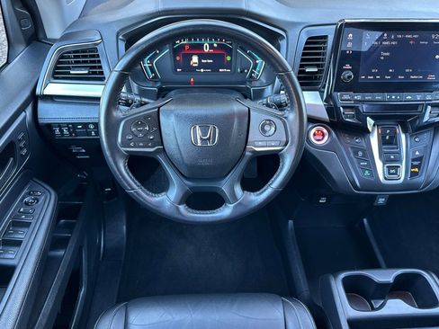 Used 2024 Honda Odyssey EX-L image 13