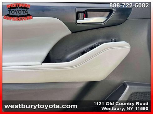 Used 2024 Toyota Highlander XLE image 20