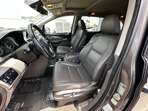 Used 2014 Honda Odyssey EX-L image 16