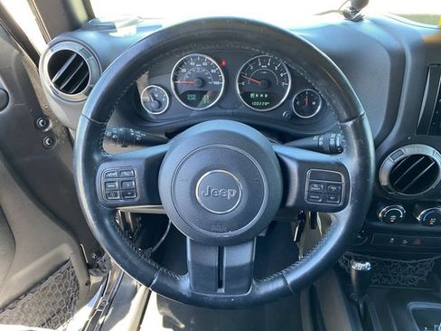 Used 2016 Jeep Wrangler Unlimited Sport w/ Quick Order Package 24S AWD/4WD image 22