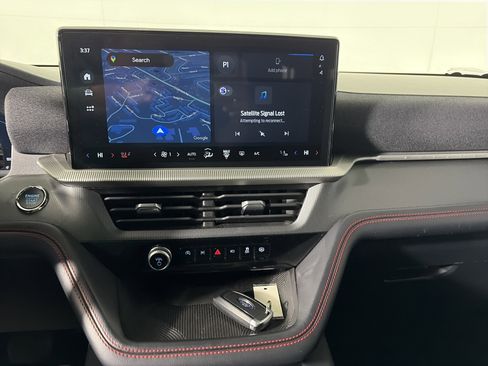 Used 2025 Ford Explorer ST-Line w/ ST-Line Street Pack image 22