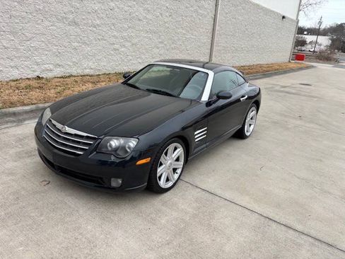 Used 2007 Chrysler Crossfire Limited RWD image 2